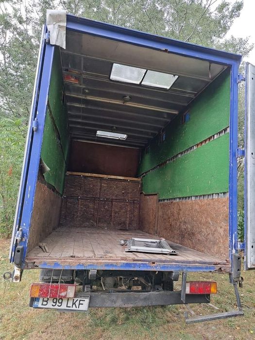 Mercedes autoutilitară N1, 410D, W611