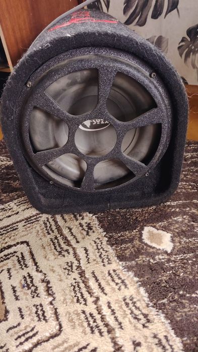 Продам отличный сабвуфер