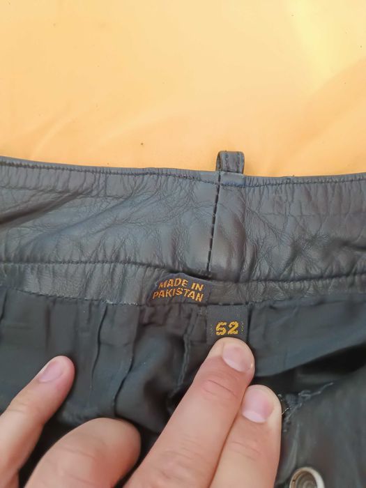 Кожен панталон естествена кожа,мотористки,дебела кожа.