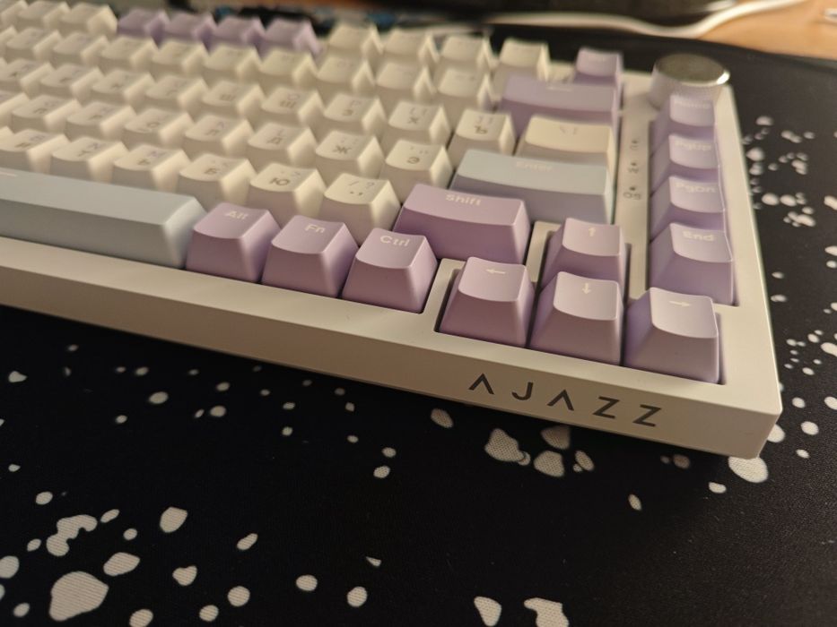 Продам клавиатуру и мышку