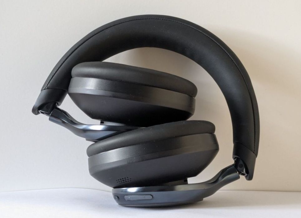 Anker Soundcore Space One