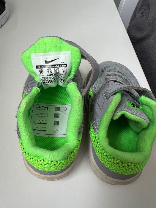 Бебешки маратонки Nike