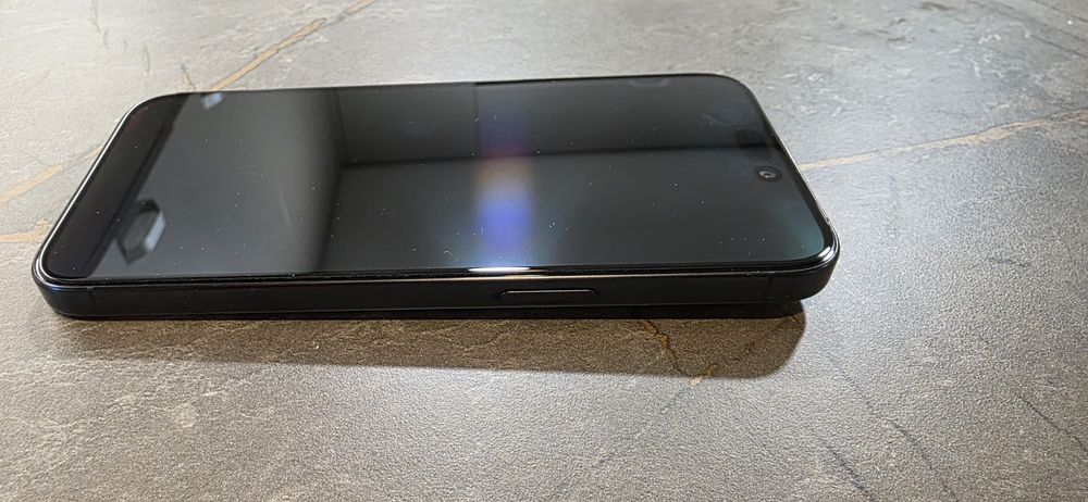 Iphone 15 pro max 256gb като нов
