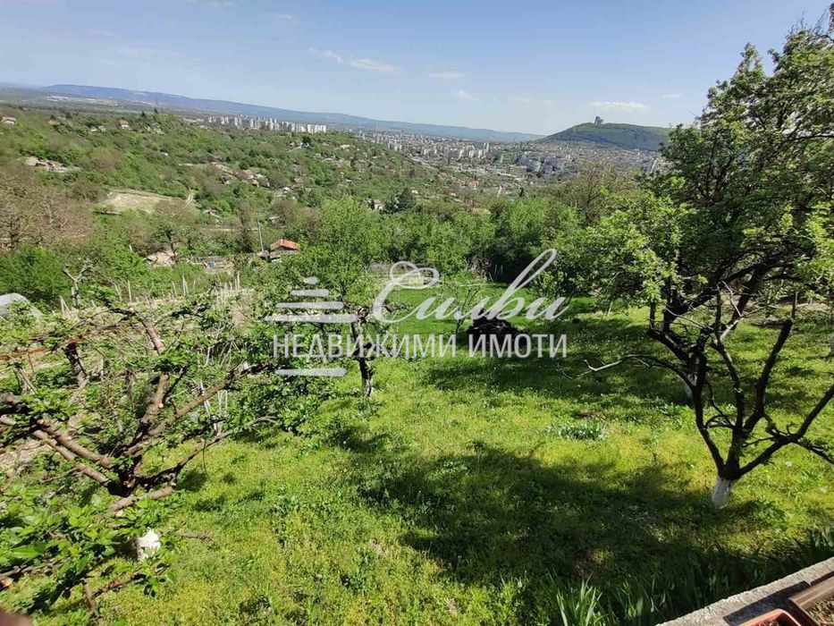 Двуетажна тухлена вила - местност ЧАШКА