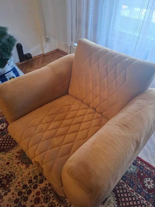 Продавам холна гарнитура