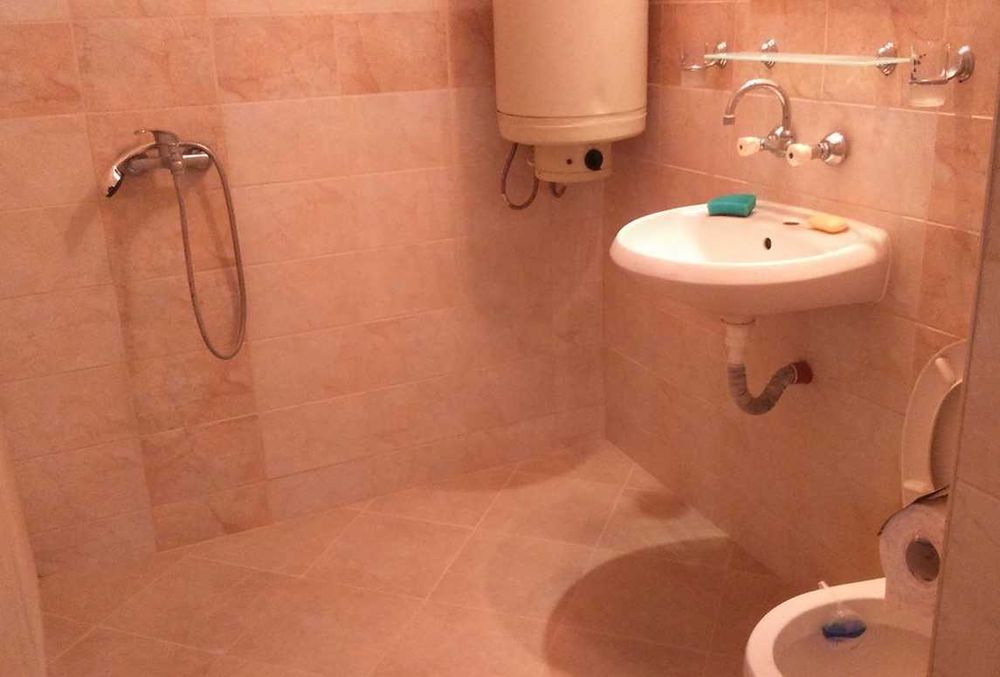 Дава се под наем Двустаен апартамент в Пловдив, Въстанически - 65 кв.м за 239.19 € - Снимка #4