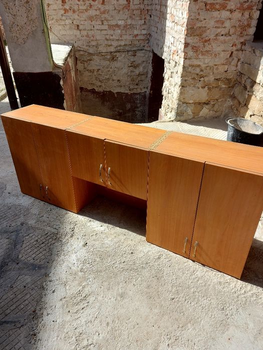 Шкаф за кухня в добро състояние