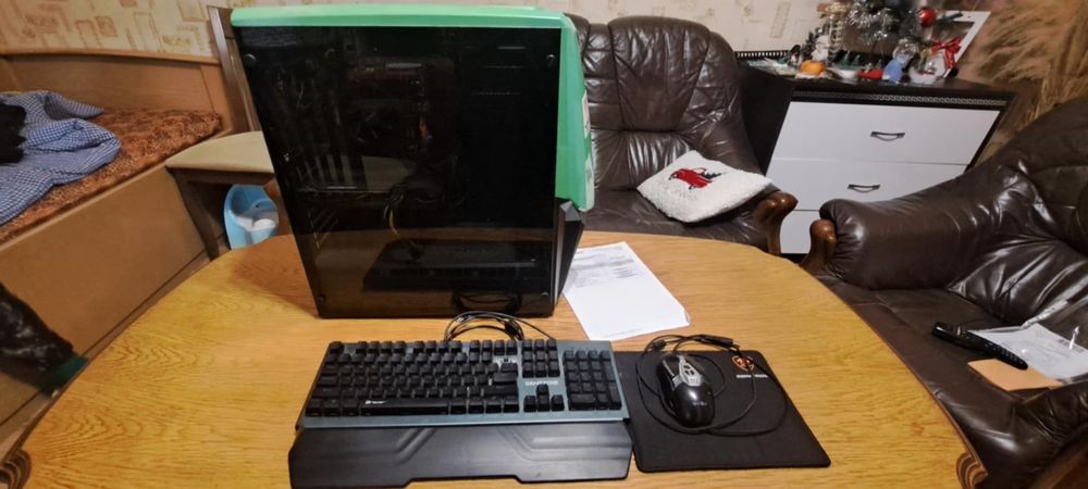 Продавам пълен геймърски сет