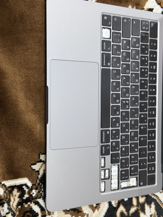 Продам Mac book на M3 256/8 акб 95