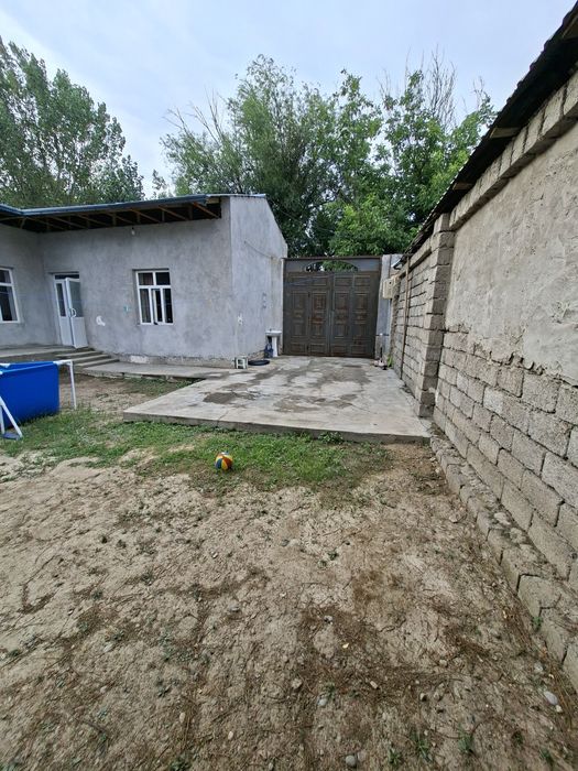 Участка сотилади