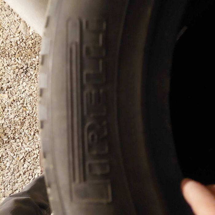 Шины pirelli 215*60*R17 бу
