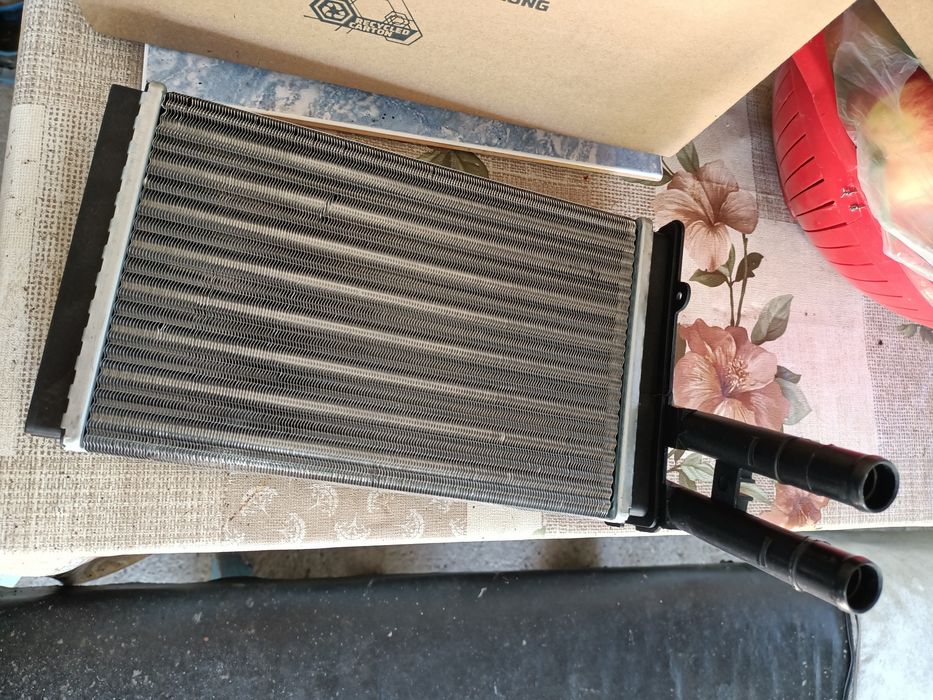 Radiator caldura sub bord Audia4 b5