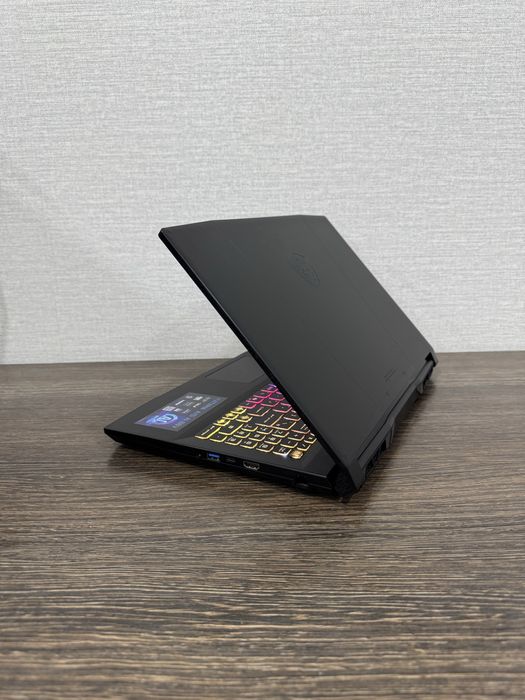 Как Новый MSI Katana AI15 Ryzen-7 (Аналог Core i7 15th Gen) RTX4060