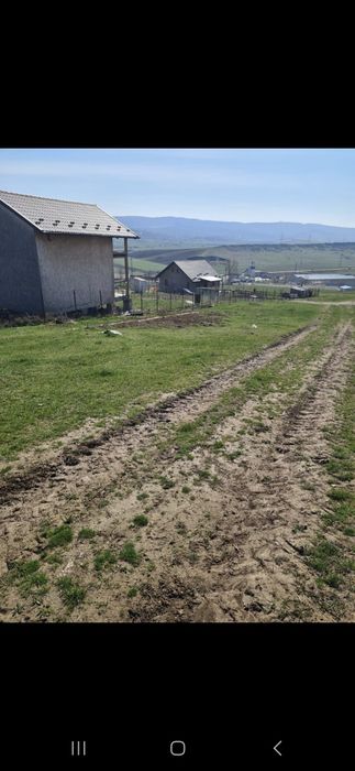 Teren 1100 mp intravilan Dumbrava