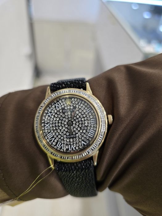 Женская модель Ролексов с очень красивыми циферблатами