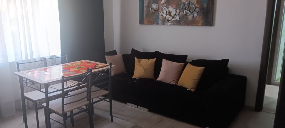 Închiriez apartament 3 camere lângă Lidl
