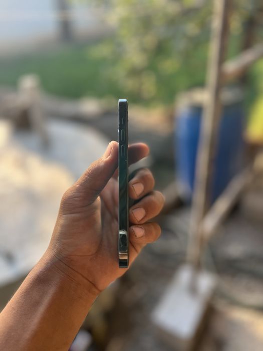 Iphone 12 pro xolati yaxshi