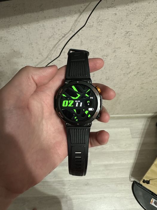 Смарт часы YUNTEKO DKS10 черные