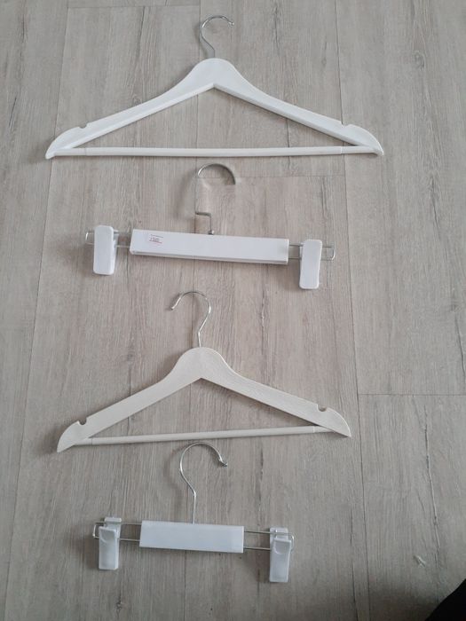 Вешалки для одежды и брюк