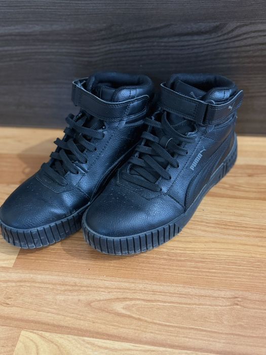 Дамски обувки Puma 38