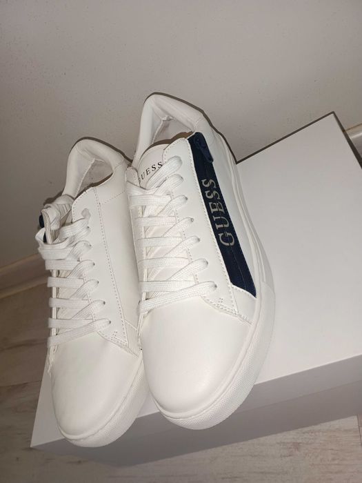 Обувки,,Guess,,Jack&Jones,,