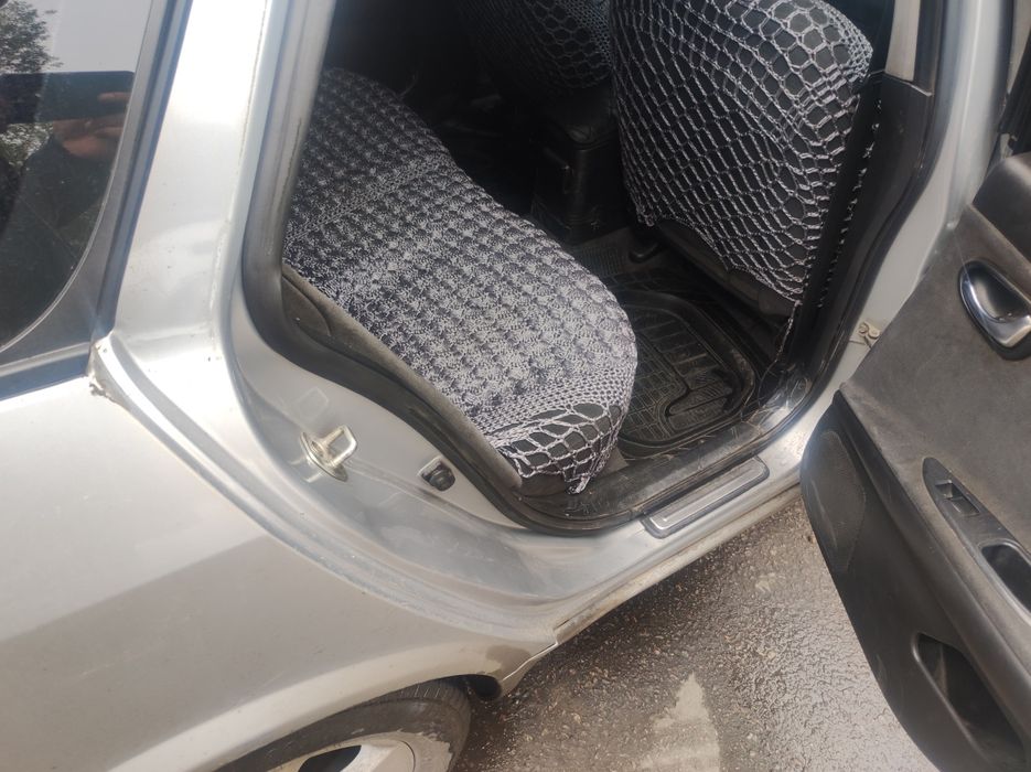 Ниссан примьера п 12