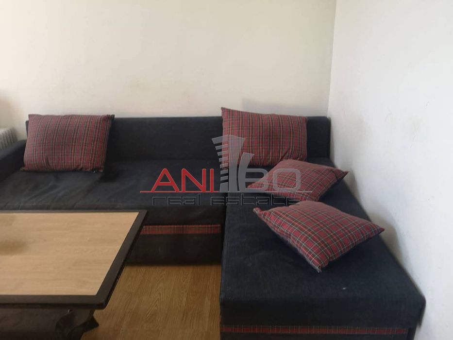 Продава се Четиристаен апартамент в Варна, Център - 82 кв.м за 996 €/кв.м - Снимка #2