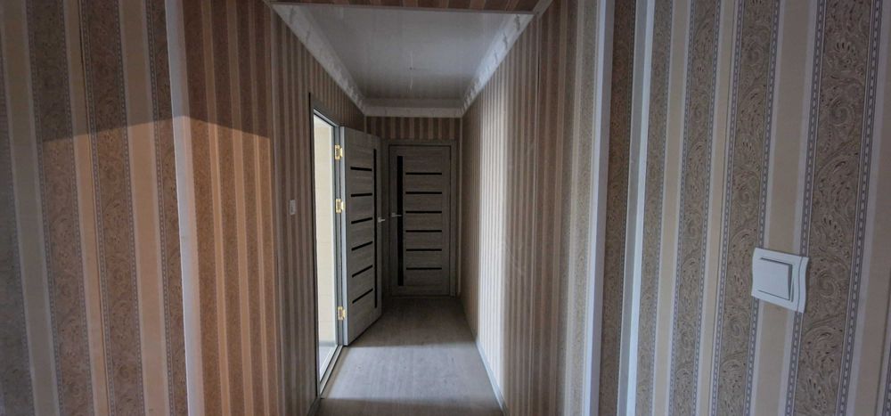 Зудлик билан Ангренда 3 хонали квартира сотилади