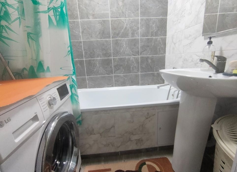 Продам 2 ком квартиру