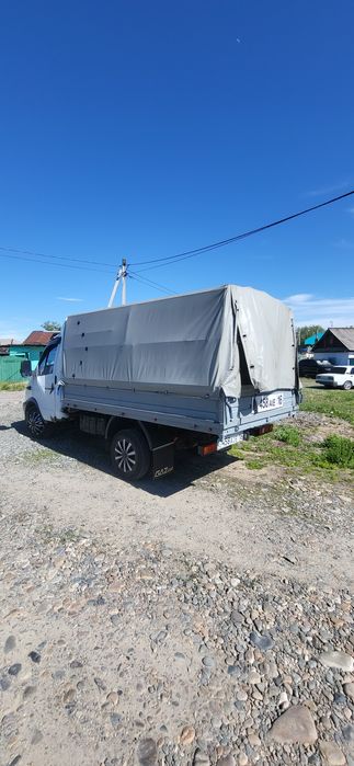 Продам будку тентованную.