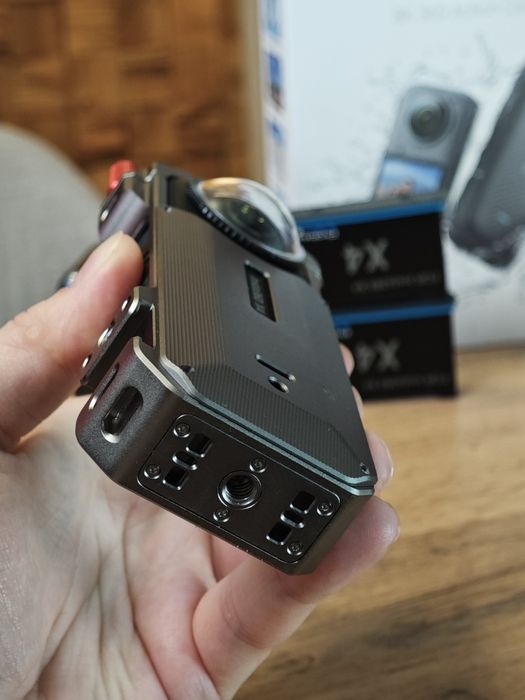 Продам Insta360 X4 Pro комплект