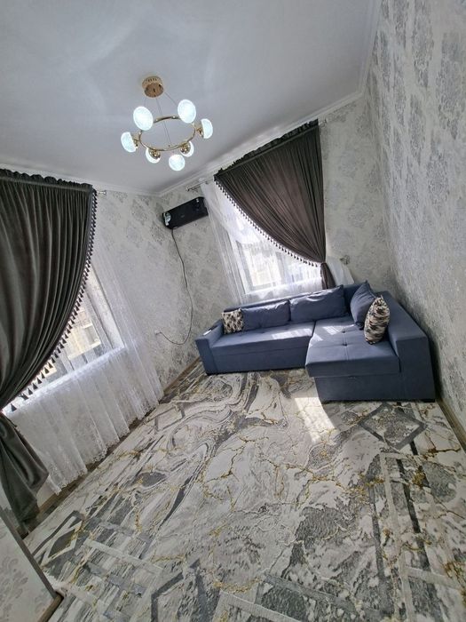 Шахар марказида жойлашган 1 хонали квартира ижарага берилади