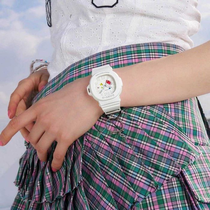 Нов дамски часовник Casio Baby-G BGA-10-7AER - гаранция