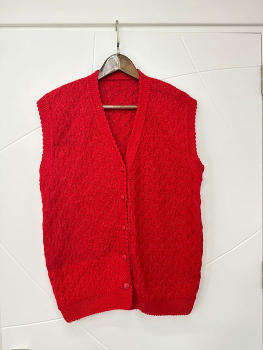 Ръчно плетени елеци