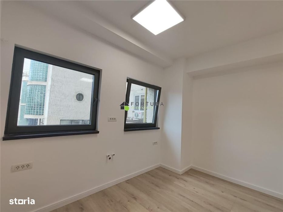 Spatiu comercial Centrul Civic