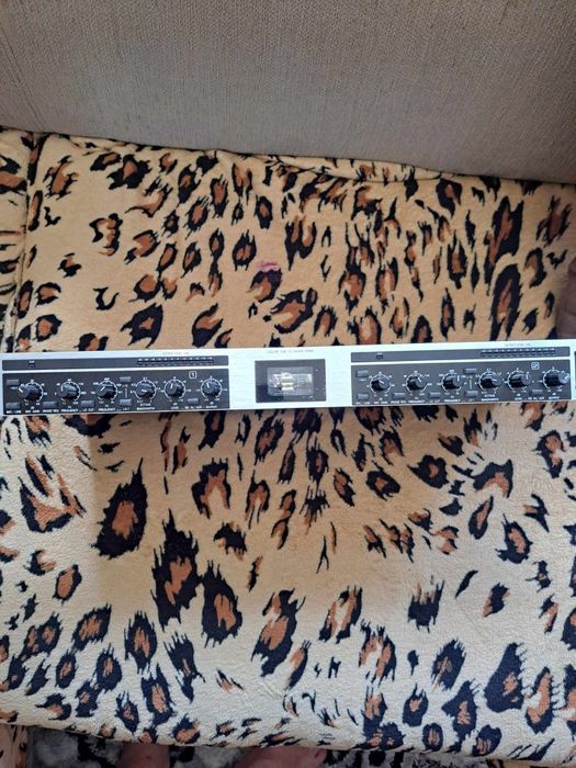 Behringer ultragain pro mic 2200