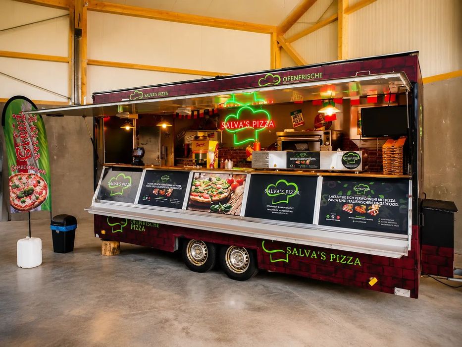 Wellmeyer Food Truck Pizza profesional – complet utilat – 800-1000 pizza/zi Food Truck Pizza profesional – complet utilat – 800-1000 pizza/zi