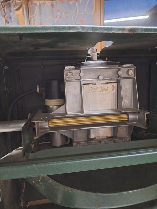 vand circulqr de tamplarie