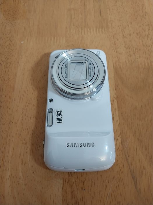 Samsung galaxy S4 zoom