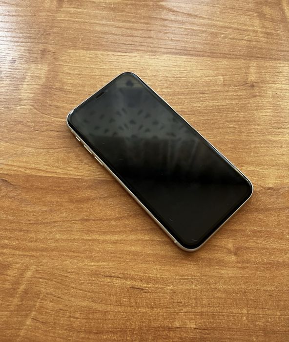 Айфон 11 на 64гб