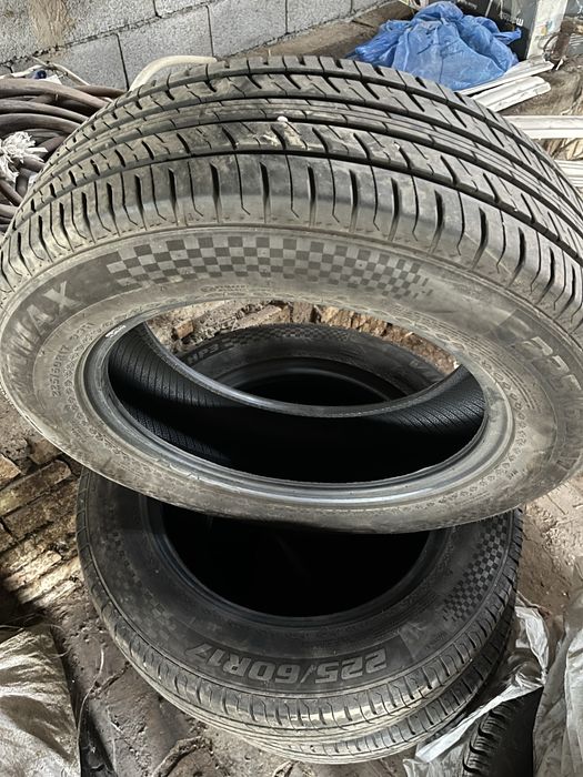 Комплект шин 225/60 R17