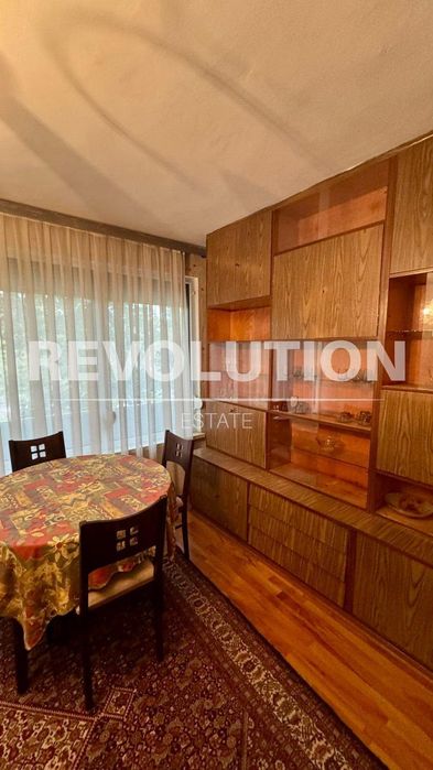 Продава се Тристаен апартамент в Пловдив, Каменица 1 - 76 кв.м за 1974 €/кв.м - Снимка #2