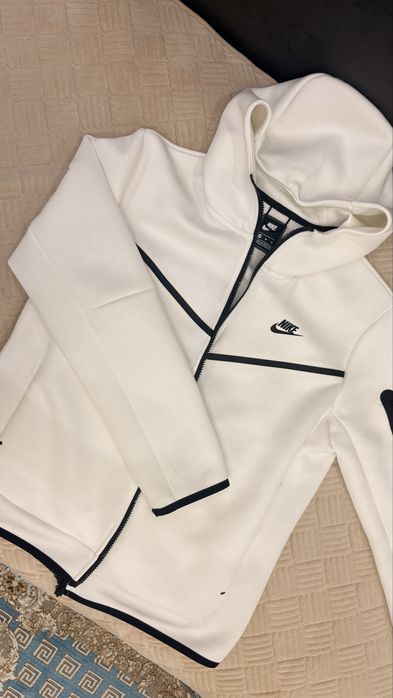 Двойка Nike fliska