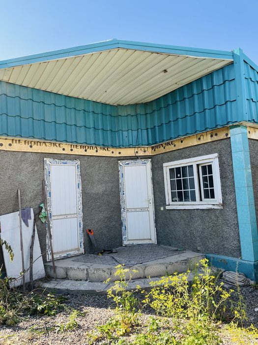 Продам дом. Участок 8 соток