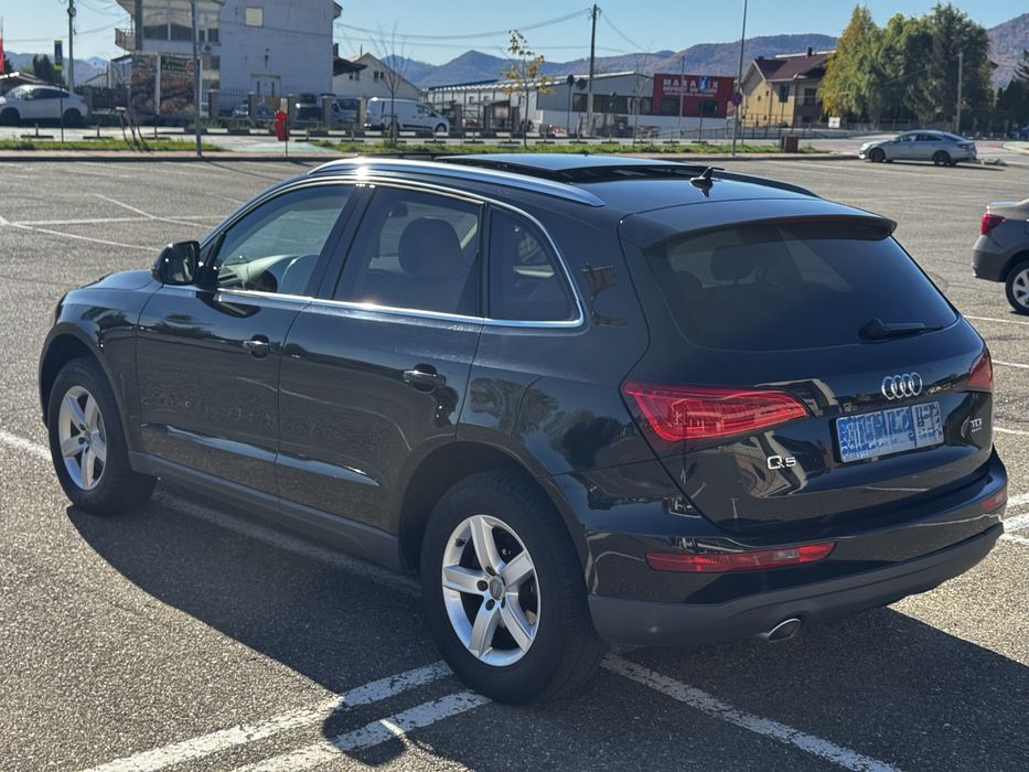 Audi Q5 Panoramic
