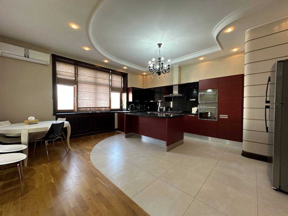 Просторная квартира премиум-класса в ГАБУСе, 213 м²