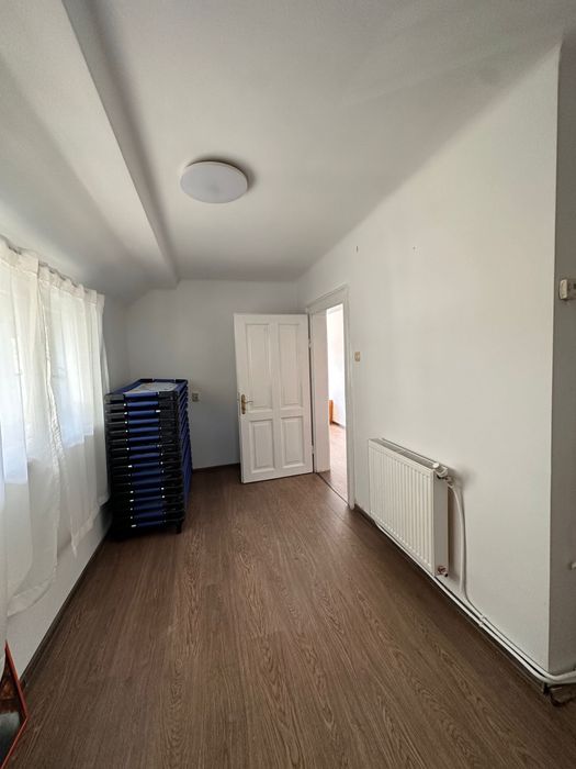 inchiriez etaj casa pt activitati copii! intrare separata zona centrala p