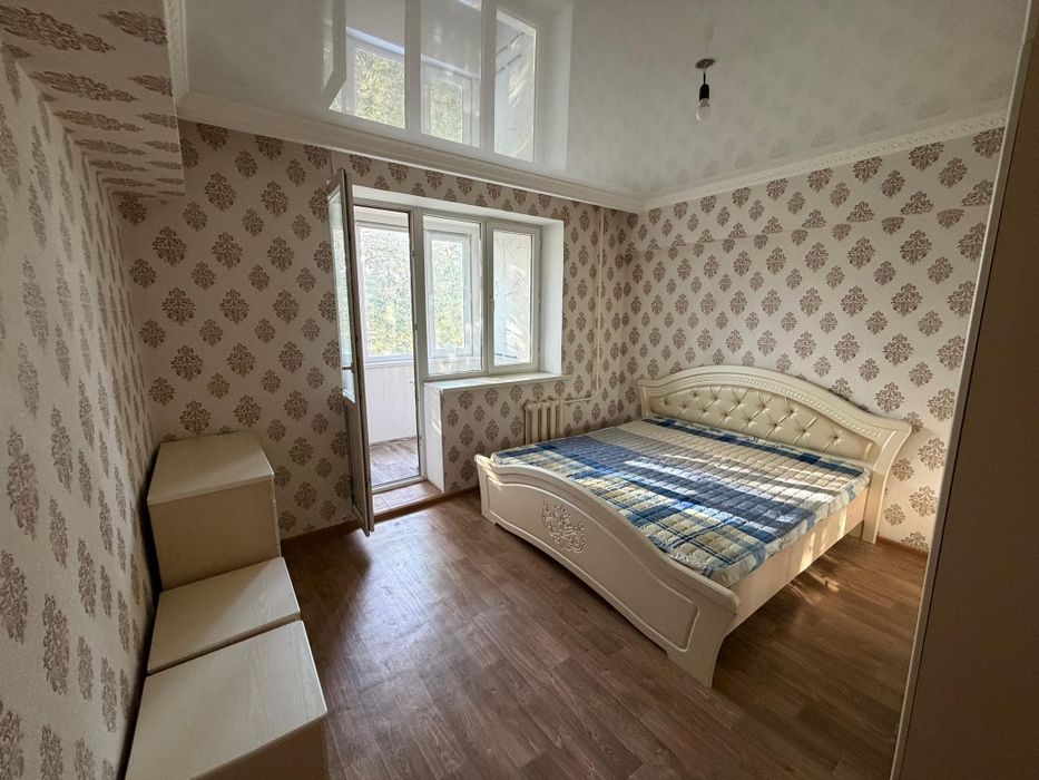 Продам 4-х комнатную квартиру