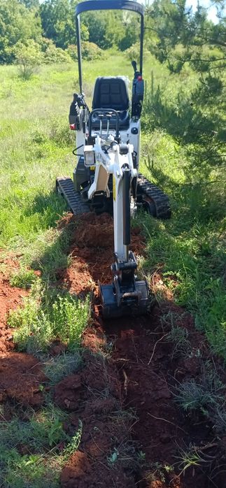 Услуги с мини Багер + чук+Дъмпер