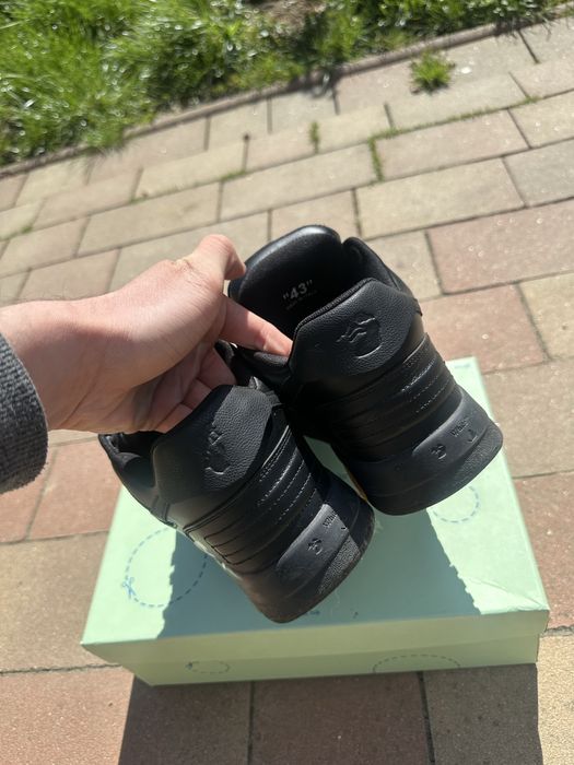 Off white out off office negru